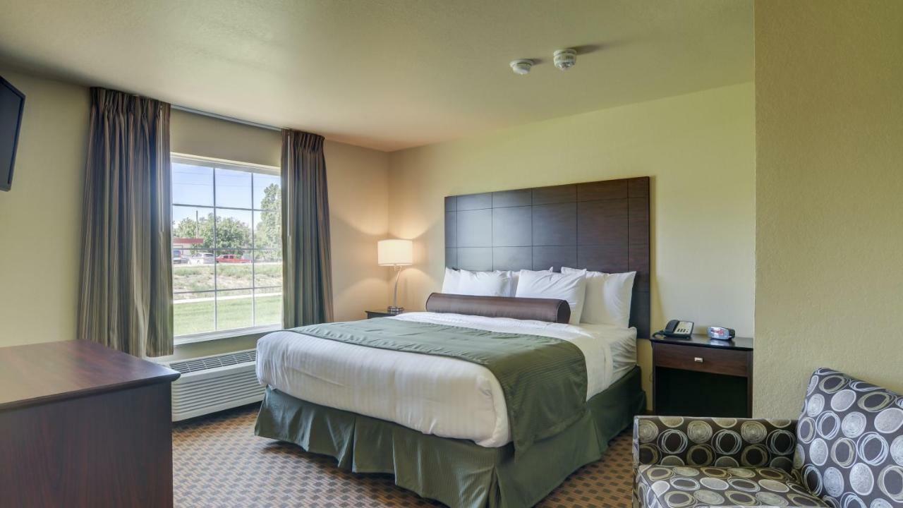Cobblestone Inn & Suites-Kersey Esterno foto