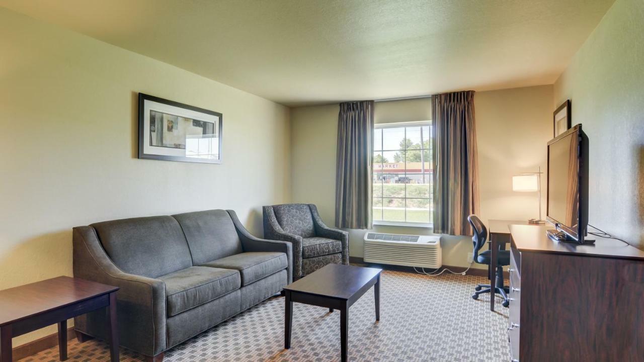 Cobblestone Inn & Suites-Kersey Esterno foto