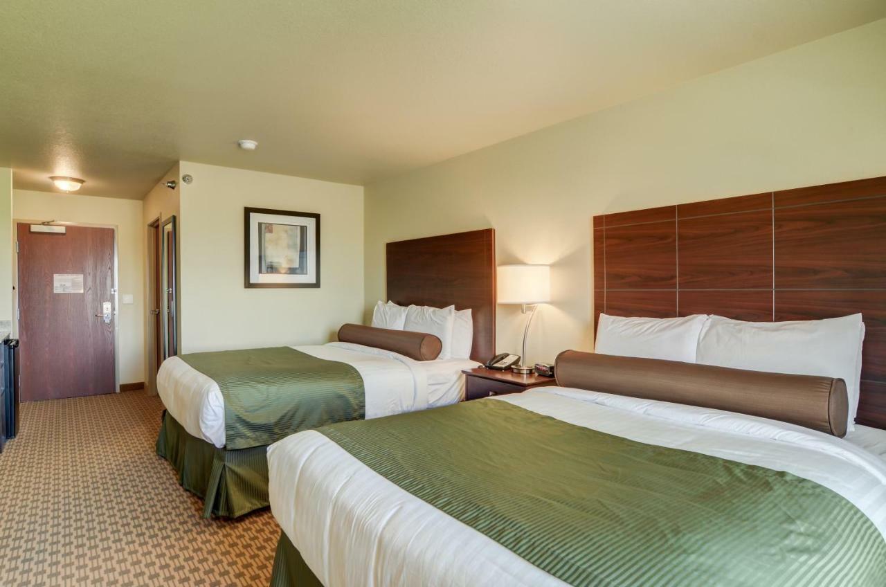 Cobblestone Inn & Suites-Kersey Esterno foto